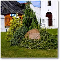 (24/50): Wodawa pomnik pamici ydw wodawskich